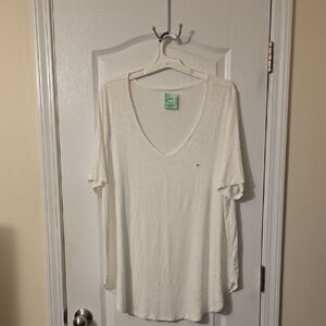 Women's White V-Neck Top